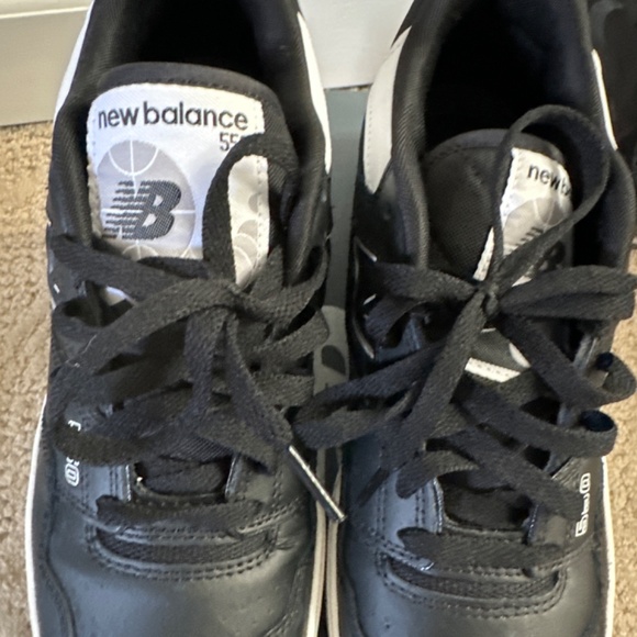 New balance size 9 - Picture 4 of 4